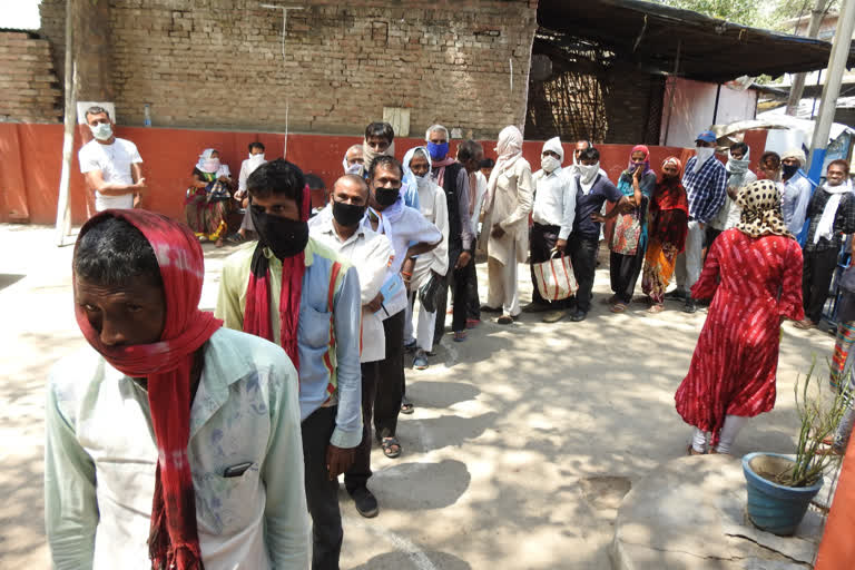 crowd of customers in banks