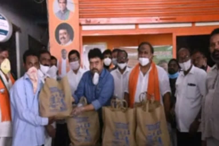 bjp mlc ramchandar rao distributed groceries to needy in secundrabad