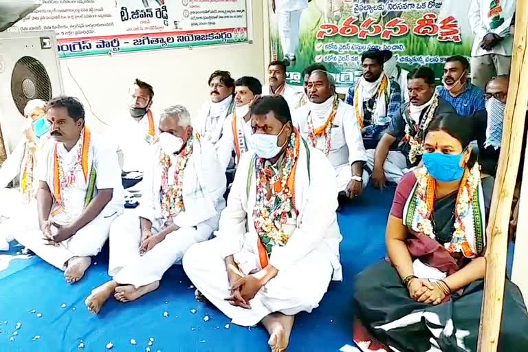 mlc jeevanreddy hunger strike on farmers problems in jagitial