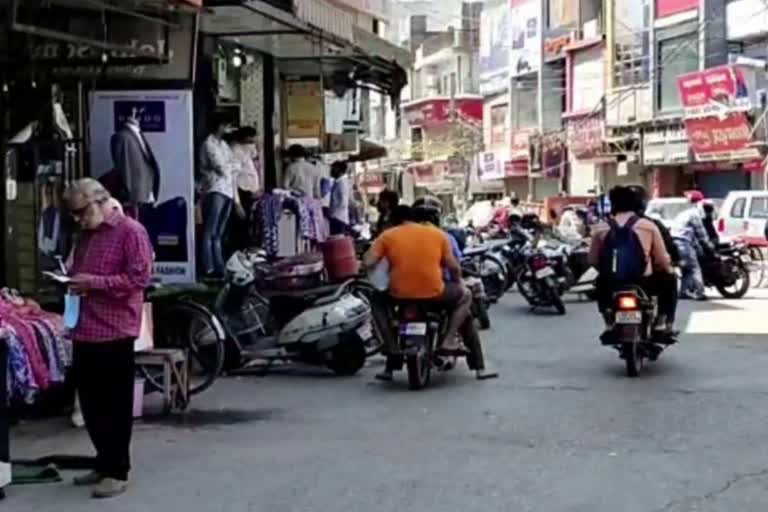 panipat shopkeeper does not support to open shops during lockdown