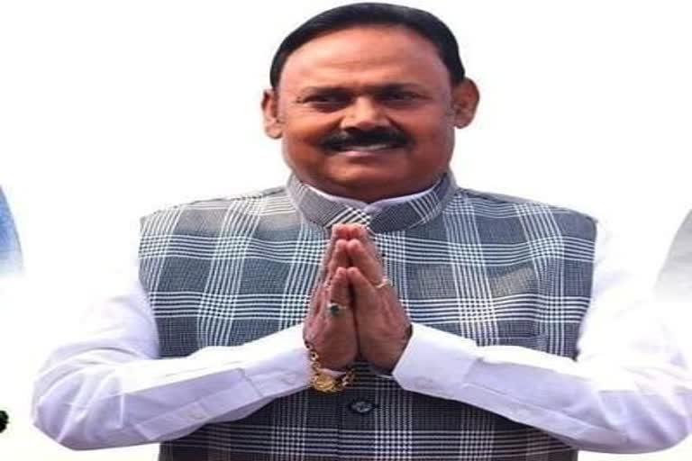 Hussainabad MLA demands release of laborers prison