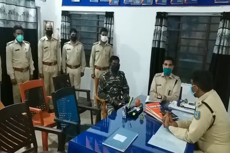 SP of Hazaribagh inspects Barkatha and Gorhar police station