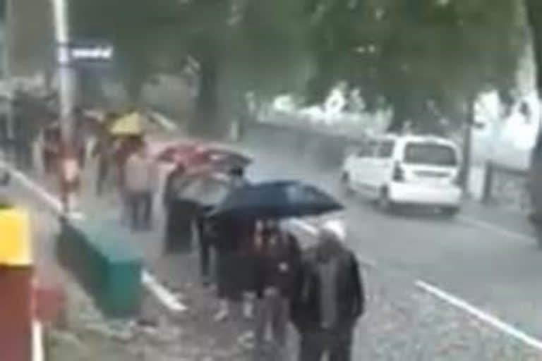 Uttarakhand: People brave hailstorm to buy liquor at shop on Mall Road  in Nainital