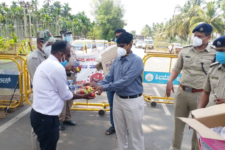 Shivamogga DC, SP, inspected district border check posts