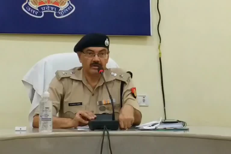 बाराबंकी के पुलिस कप्तान डॉ. अरविंद चतुर्वेदी.