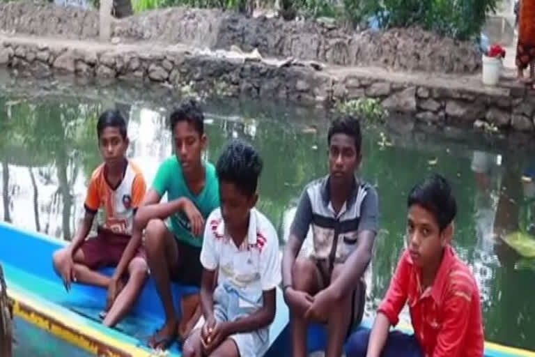 Fishermen's children in Kerala miss online classes due to lack of internet, laptops