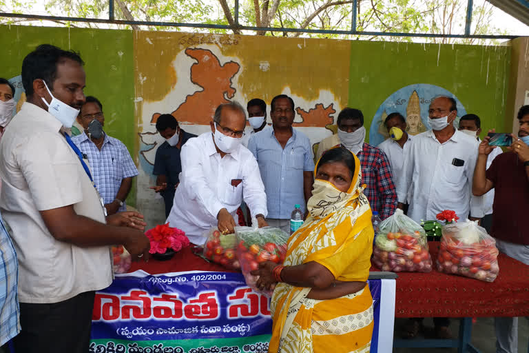 gorssaries distrubutes by mla in west godavari dst under manavatha trust