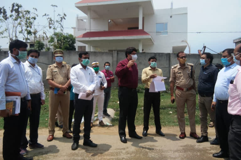 hathras district magistrate inspection