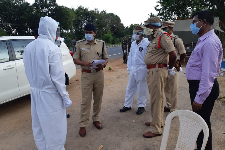 District SP inspects the cantonment zone