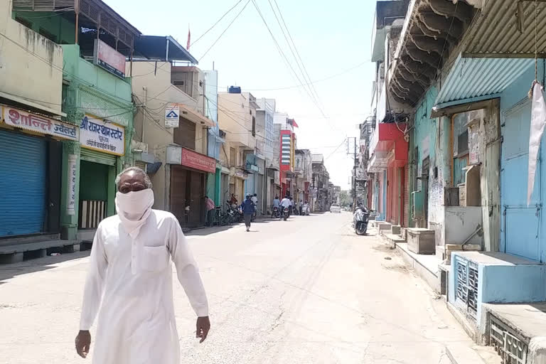 Churu news, lockdown news, Right side shops open