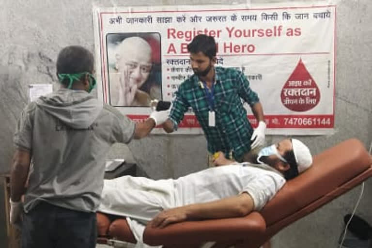 jamati's donated blood in exchange for Corona Warriors' service in chhindwara