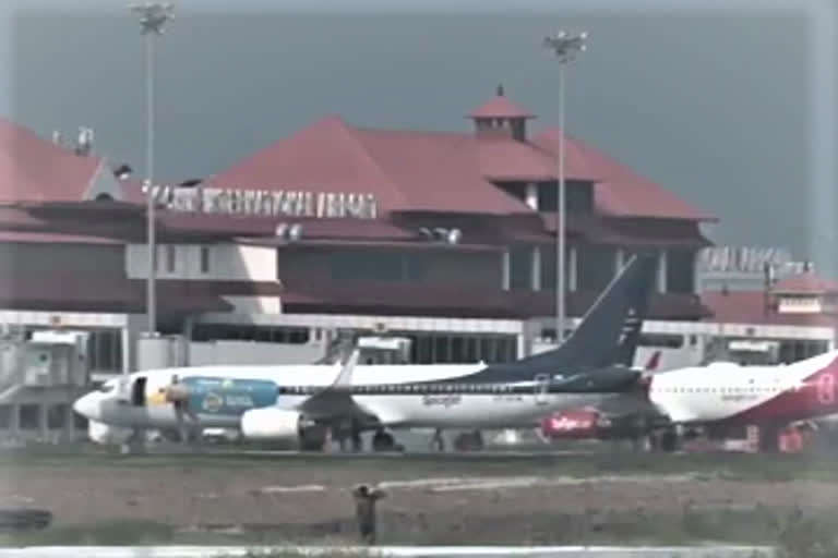 gulf migrants  kochi airport  ഗൾഫ് കൊവിഡ്  പ്രവാസി ആദ്യസംഘം  എയർ ഇന്ത്യ എക്‌സ്പ്രസ് വിമാനം  സിയാല്‍  പ്രത്യേക പാർക്കിങ് ബേ  എയറോ ബ്രിഡ്‌ജ്  ടെമ്പറേച്ചർ ഗൺ  തെർമൽ സ്‌കാനർ  ക്വാറന്‍റൈൻ കേന്ദ്രം  പ്രവാസി മടക്കം  ആലുവ ജില്ലാ ആശുപത്രി  ഇമിഗ്രേഷൻ കൗണ്ടര്‍  കളമശ്ശേരി എസ്‌സിഎംഎസ് ഹോസ്റ്റല്‍  ഡിഫൻസ് റിസർച്ച് ഡവലപ്‌മെന്‍റ് ഓർഗനൈസേഷന്‍  പിപിഇ കിറ്റ്  സിഐഎസ്‌എഫ്  സിയാല്‍