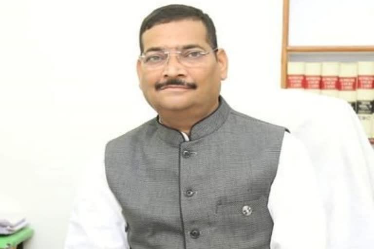 BJP leader Deepak Prakash suffered a heart attack