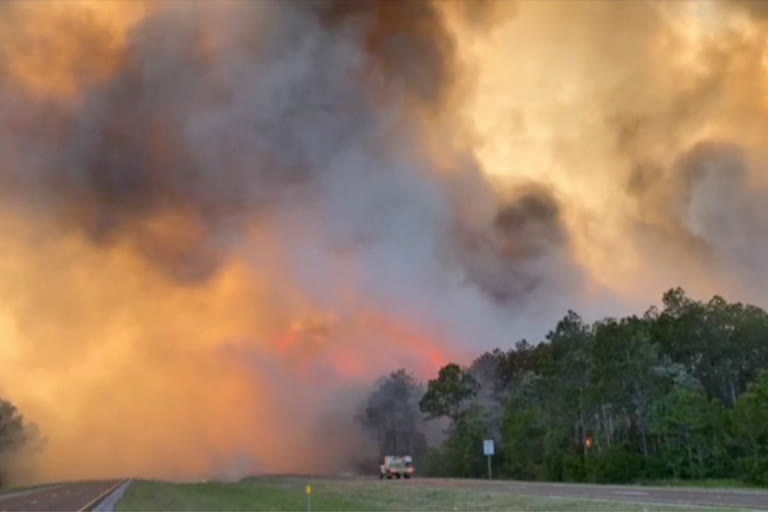 Hundreds evacuated as wildfires rage in NW Florida