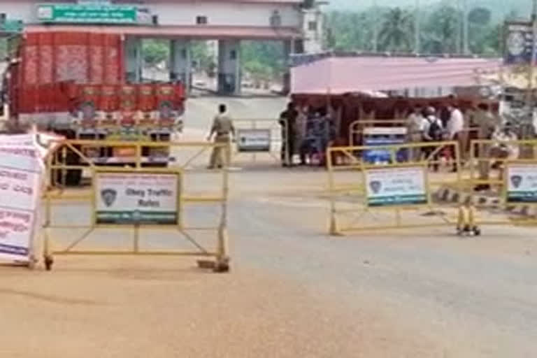 മലയാളികളുമായി നാട്ടിലെത്തുന്ന ഇതര സംസ്ഥാന വാഹനങ്ങള്‍ക്ക് റോഡ് നികുതി ഒഴിവാക്കി latest thiruvananthapuram covid 19 lock down