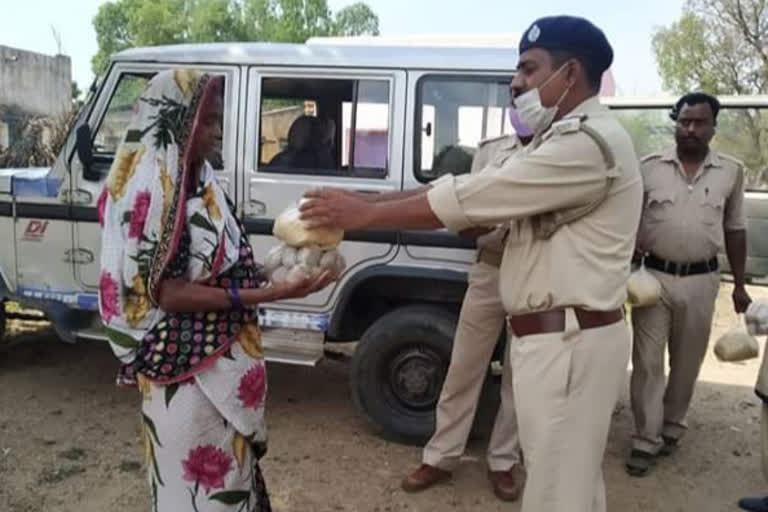 purulia sp spread awareness to people in purulia