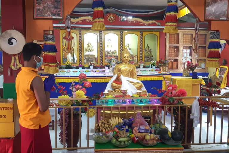 Buddha Purnima prays to relief from Corona