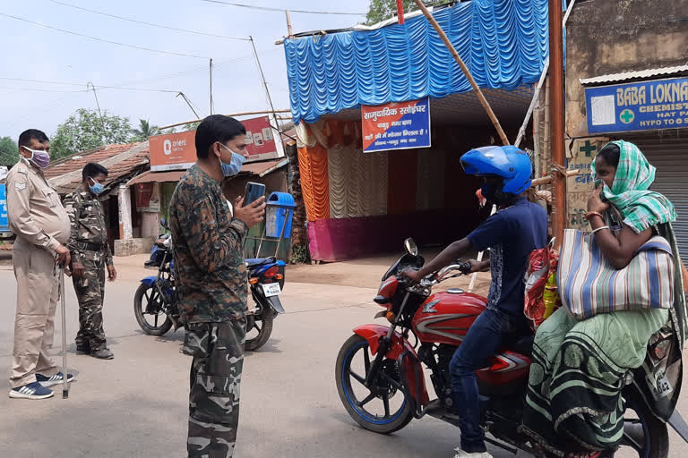 police requesting people to follow lockdown in pakur