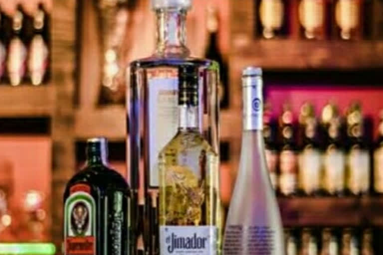 Rs 165 crore liquor sold in State on day 4 of lockdown relaxation