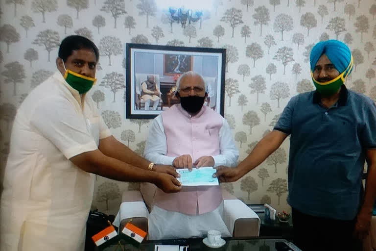 JJP leaders gave more than 63 lakh rupees in CM relief fund