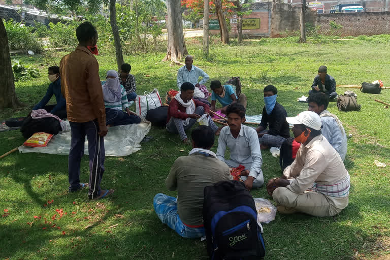 कामगारों की संख्या बढ़ी