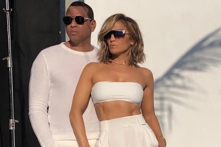 JLo, Alex indefinitely postpone their summer wedding in Italy