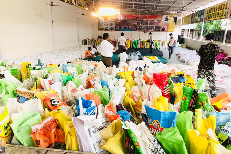 food kit distribution to needful people by rss in banaskantha