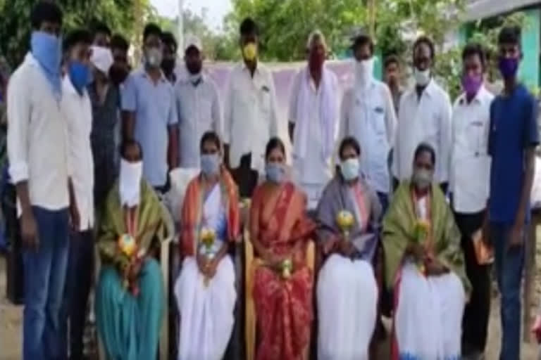 anm workers felicitated by ratnavaram youth in suryapet district