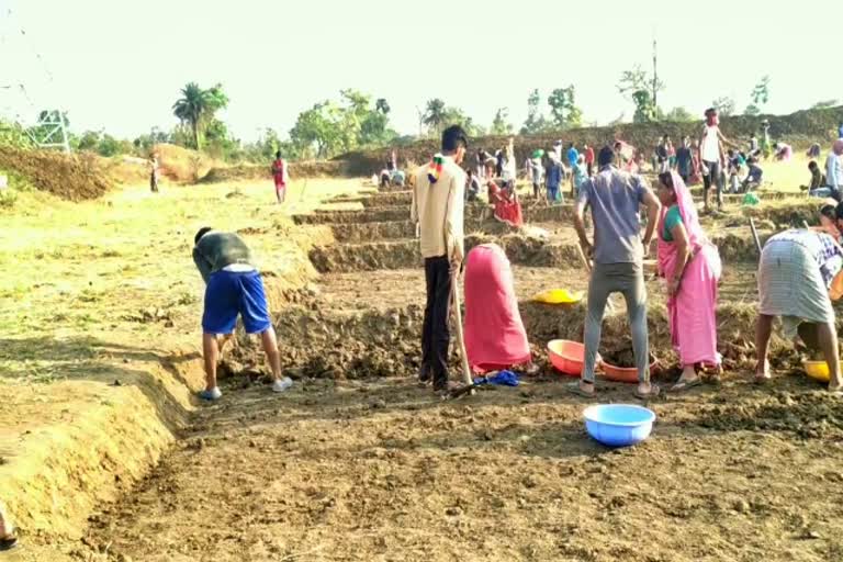 villagers-get-employment-under-mgnrega-in-abhanpur-of-raipur