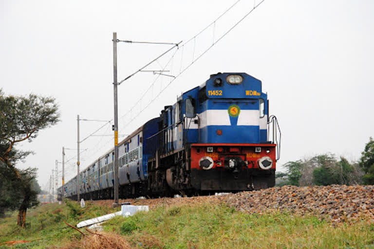 Western Railway transported 26,000 tons of goods