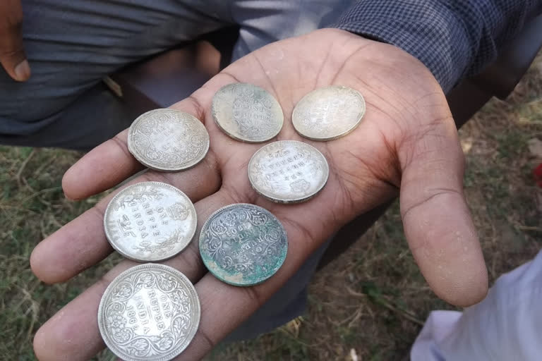 Seven silver coins of victorian-era found in Mirzapur