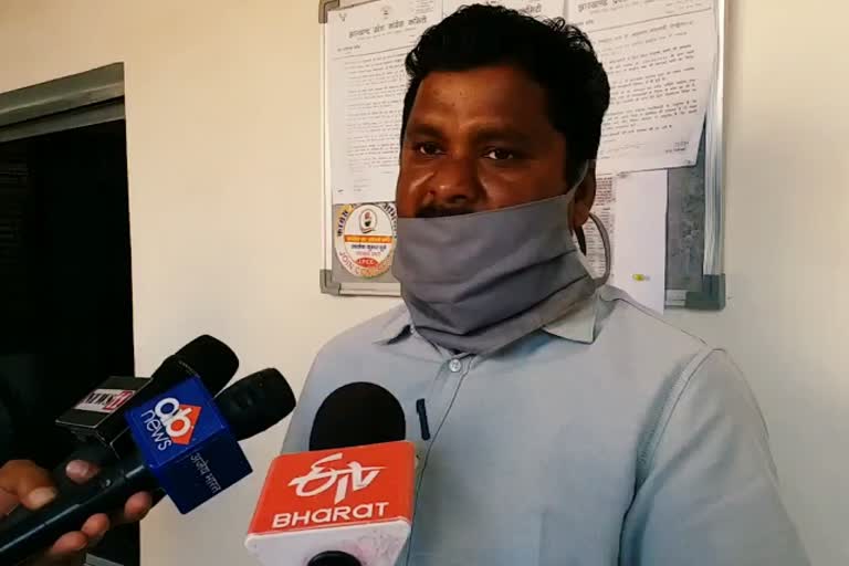 Khijri MLA Rajesh Kachhap reassured migrant