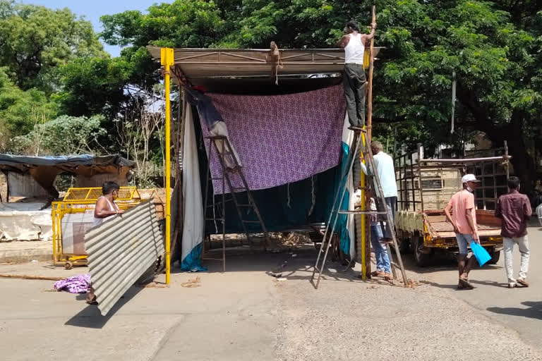 Check post clearance near Kim's Hospital