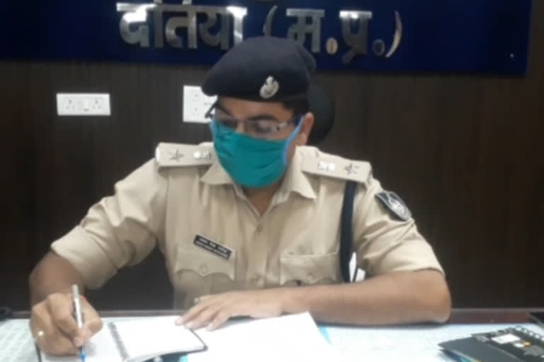 Dursara police station ASI demanding bribe