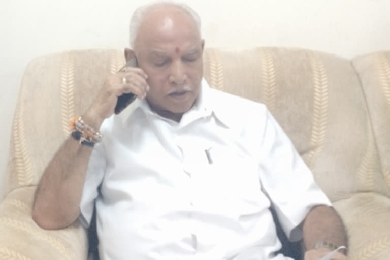 CM Yediyurappa congratulated to the nurse