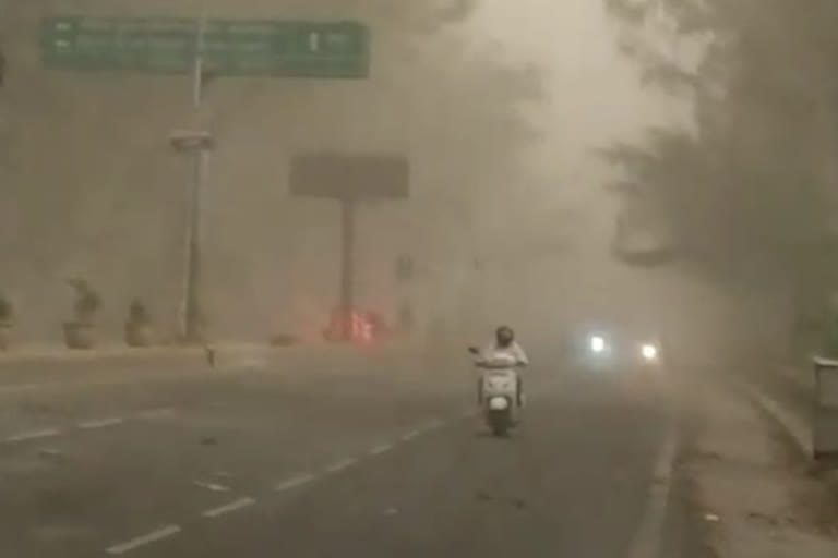 rain with heavy dust storm in ghaziabad