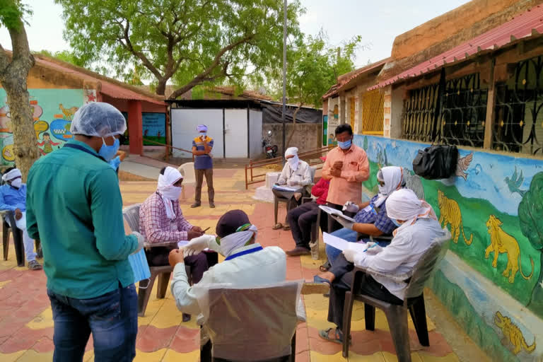 Health Squad conduct house-to-house survey