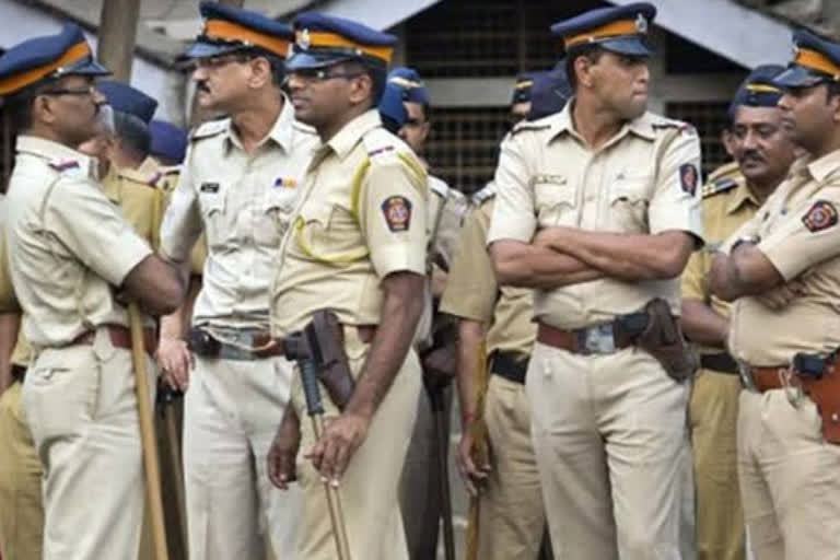 crimes in mumbai drop by seventy percent