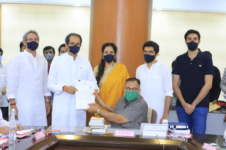 Maharashtra CM Uddhav Thackeray files his nomination for the elections to State Legislative Council  Maharashtra CM Uddhav Thackeray  മഹാരാഷ്ട്ര മുഖ്യമന്ത്രി ഉദ്ദവ് താക്കറെ