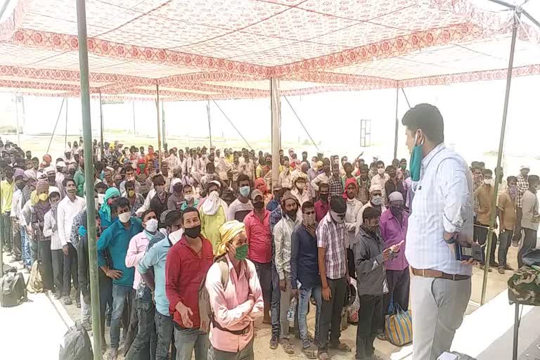 migrant-laborers-reached-sant-kabir-nagar