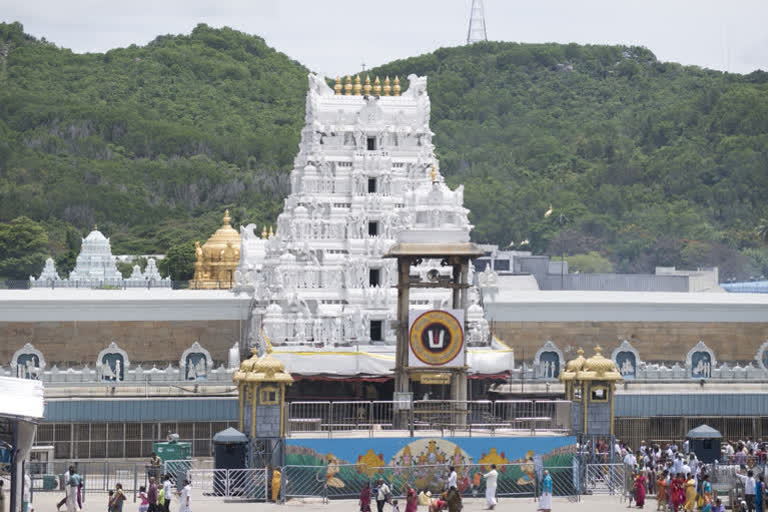 Tirumala Tirupati  Tirupati temple  Venkateswara temple  TTD salaries for three months  TTD confident of paying salaries  തിരുപ്പതി ദേവസ്ഥാനം  ജീവനക്കാരുടെ ശമ്പളം മുടങ്ങില്ല  ടിടിഡി ചെയർമാൻ  സ്ഥിരം നിക്ഷേപം  ശ്രീ വെങ്കിടേശ്വര ക്ഷേത്രം  തിരുപ്പതി