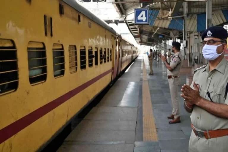 trains-will-run-from-new-delhi-to-bilaspur-route-from-tuesday