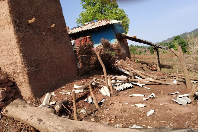 storm-and-rain-destroyed-the-homes-of-poor