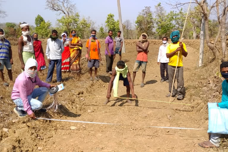 रोजगार हमी योजनेतून गडचिरोली जिल्ह्यातील 30 हजार नागरिकांना काम