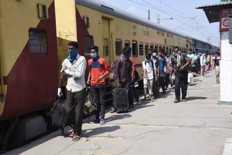 trains for migrant workers