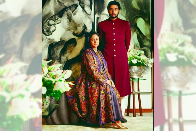 abhishek bachchan gets hillarios reply from his mother