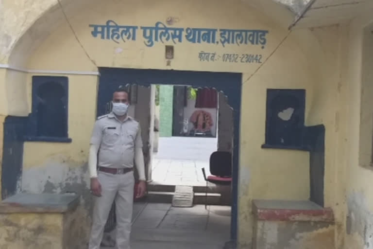 झालावाड़ में दुष्कर्म का मामला,  Jhalawar news,  rajasthan news,  etvbharat news, श्याम पाटीदार पर आरोप,  झालावाड़ में भाजपा बेटा,  मंत्री श्री कृष्ण पाटीदार,  सदर थाना पुलिस