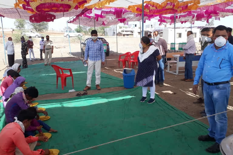 alirajpur-collector-surbhi-gupta-inspected-checks-made-on-mp-gujarat-border-in-alirajpur