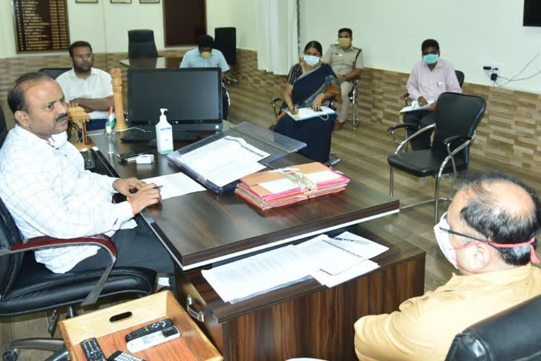 district collector review