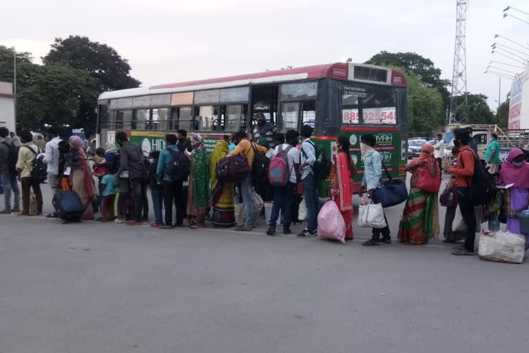 Government officials who moved migrant labourers on special trains from Lingapalli